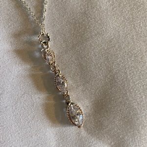 Pretty jeweled necklace